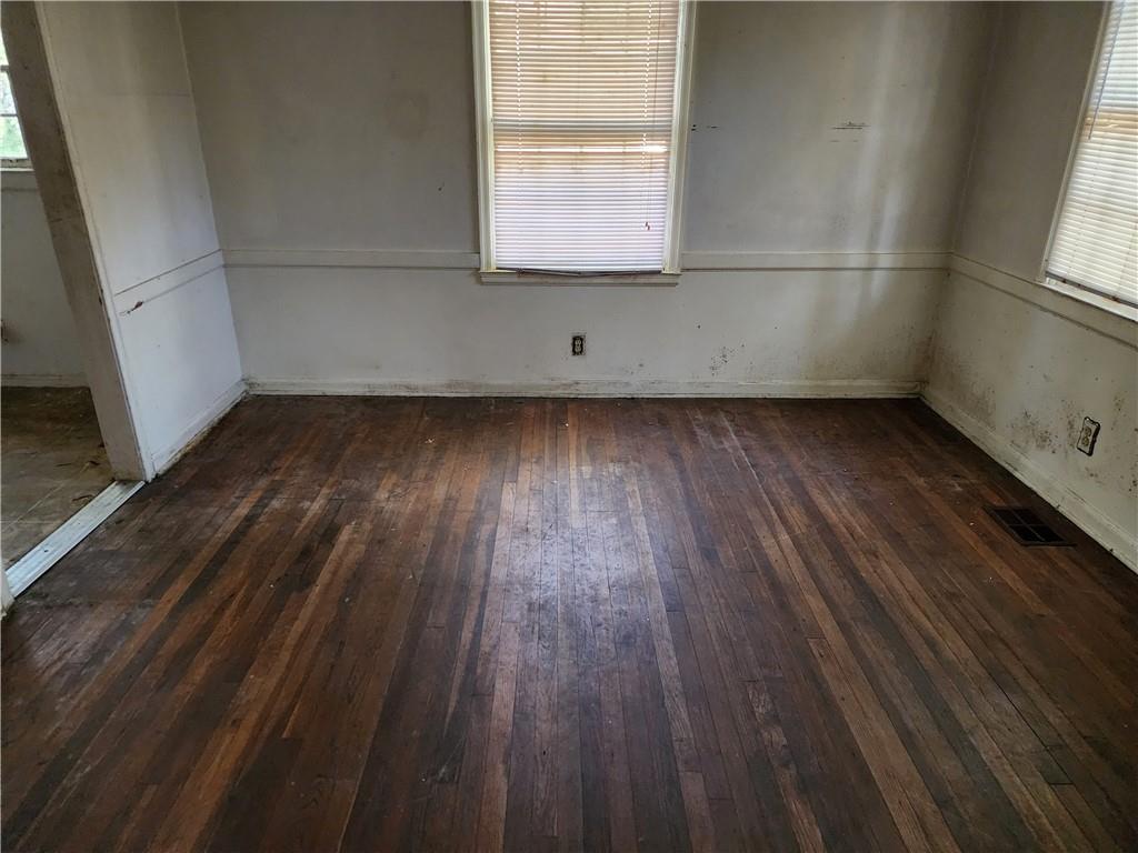 1928 Beecher Road SW