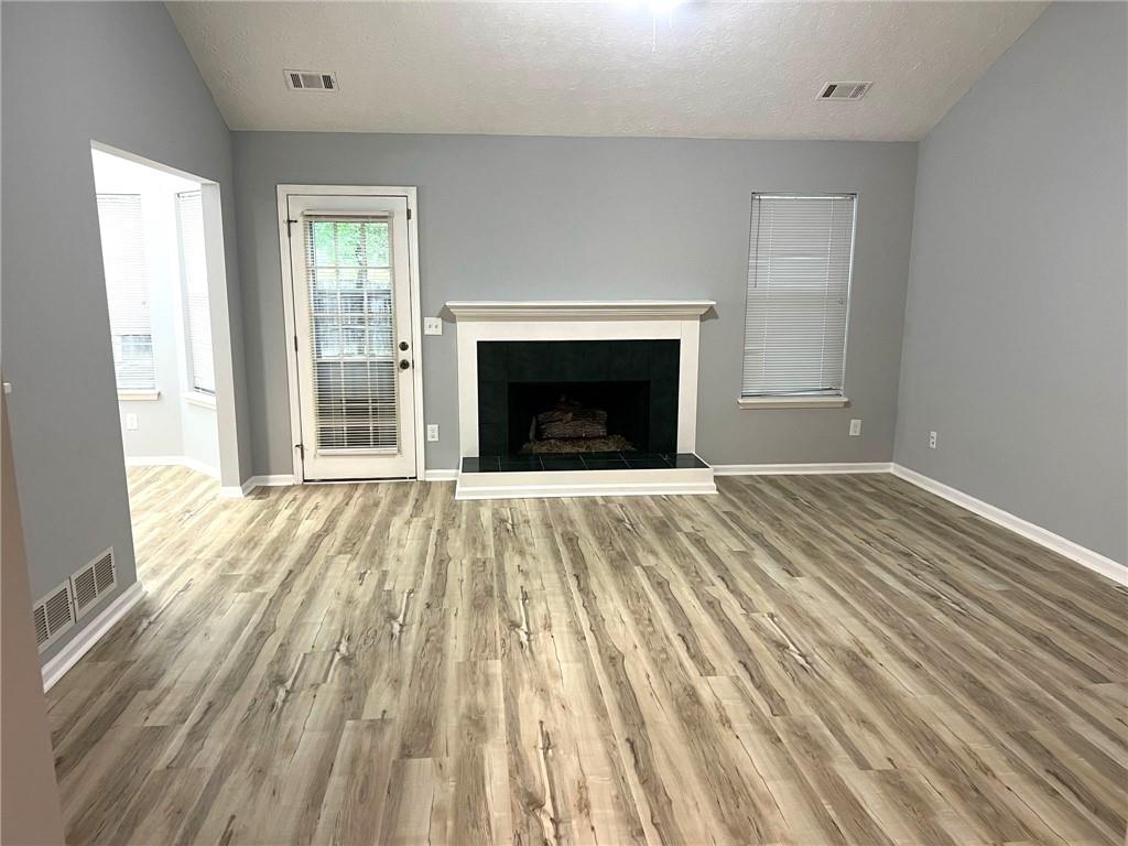 1255 Summit Point Lane, Snellville, Georgia image 3