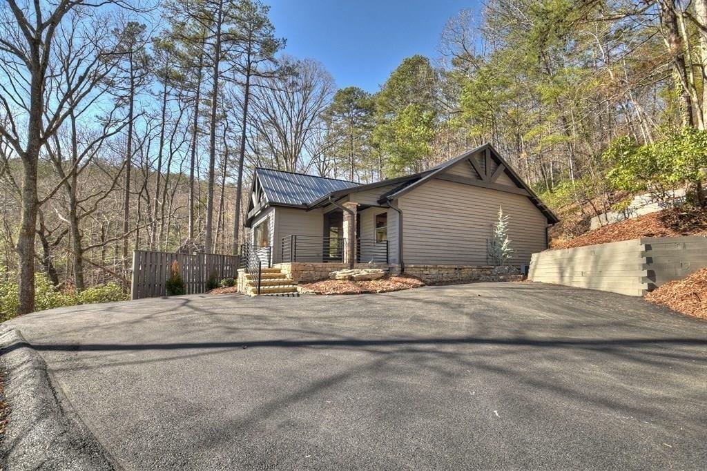 283 Cherokee Circle, Ellijay, Georgia image 5