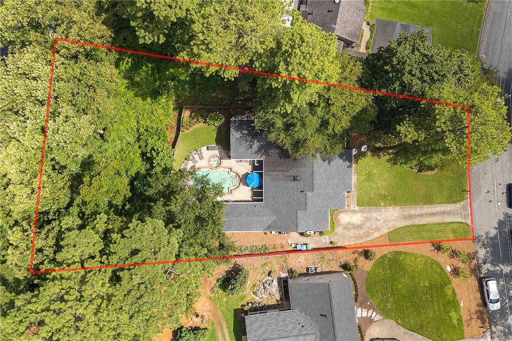 332 Allison Drive NE