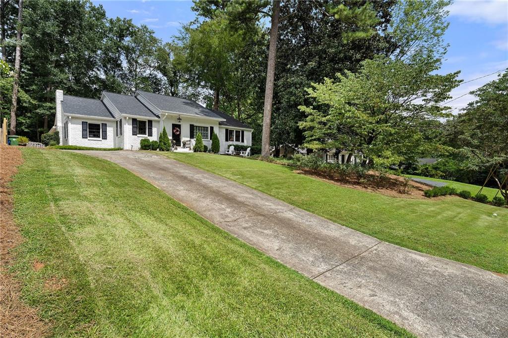 332 Allison Drive NE