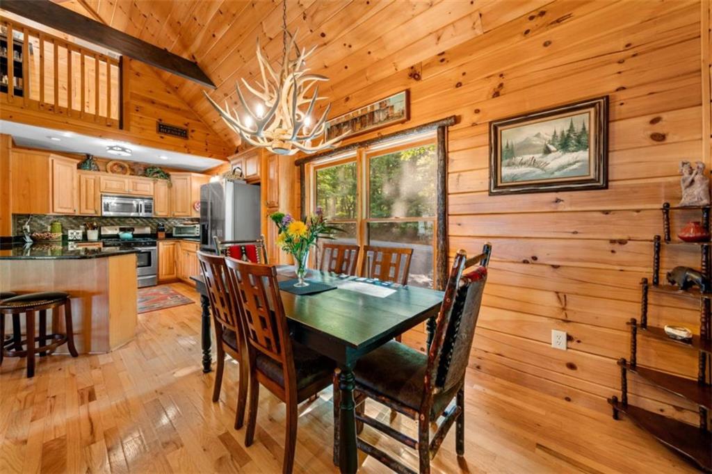 195 Hoot Owl Ridge