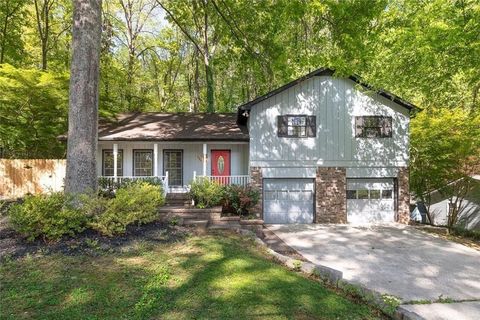 Photo of 2845 Wood Forest Rd, Marietta, GA 30066 (MLS # 7754460)
