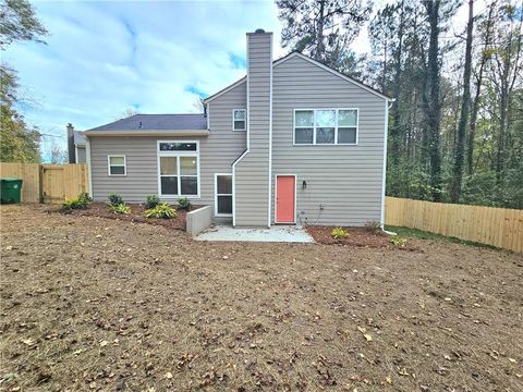 A home in Lithonia