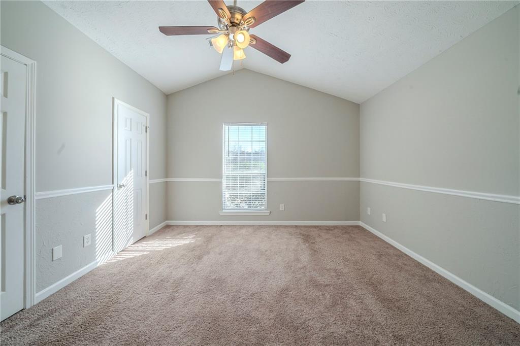 540 Lakecourt Drive, Mcdonough, Georgia image 8