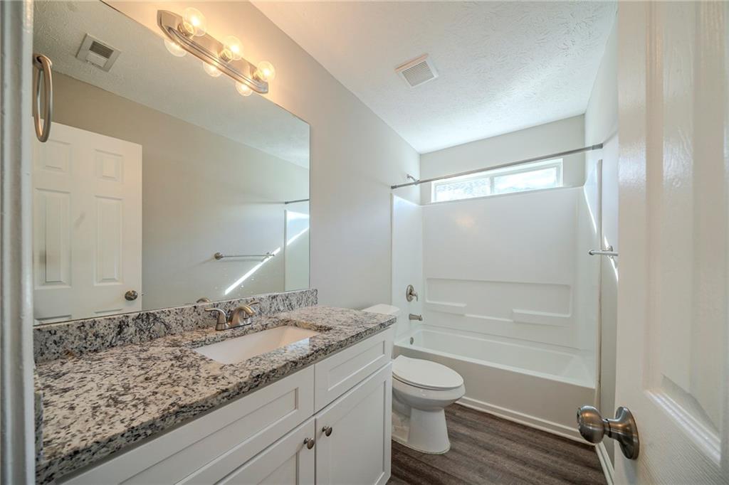 540 Lakecourt Drive, Mcdonough, Georgia image 17