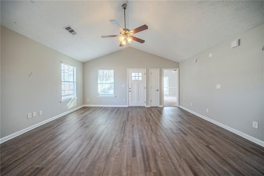 540 Lakecourt Drive, Mcdonough, Georgia image 3