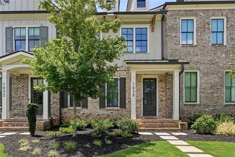 Townhouse For Sale - 1036 Endeavour Court<br/> Marietta, GA 30064