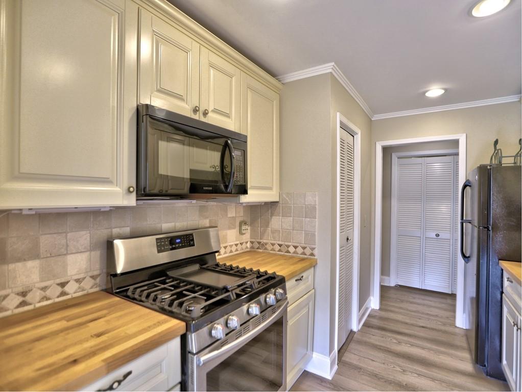 3412 Lake Pointe Circle, Roswell, Georgia image 9