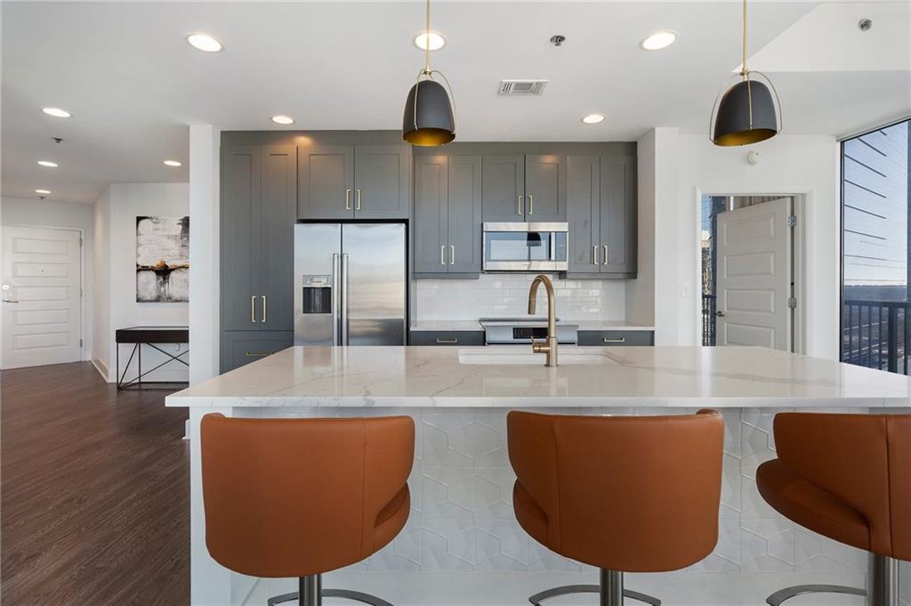 1080 Peachtree Street NE 1610