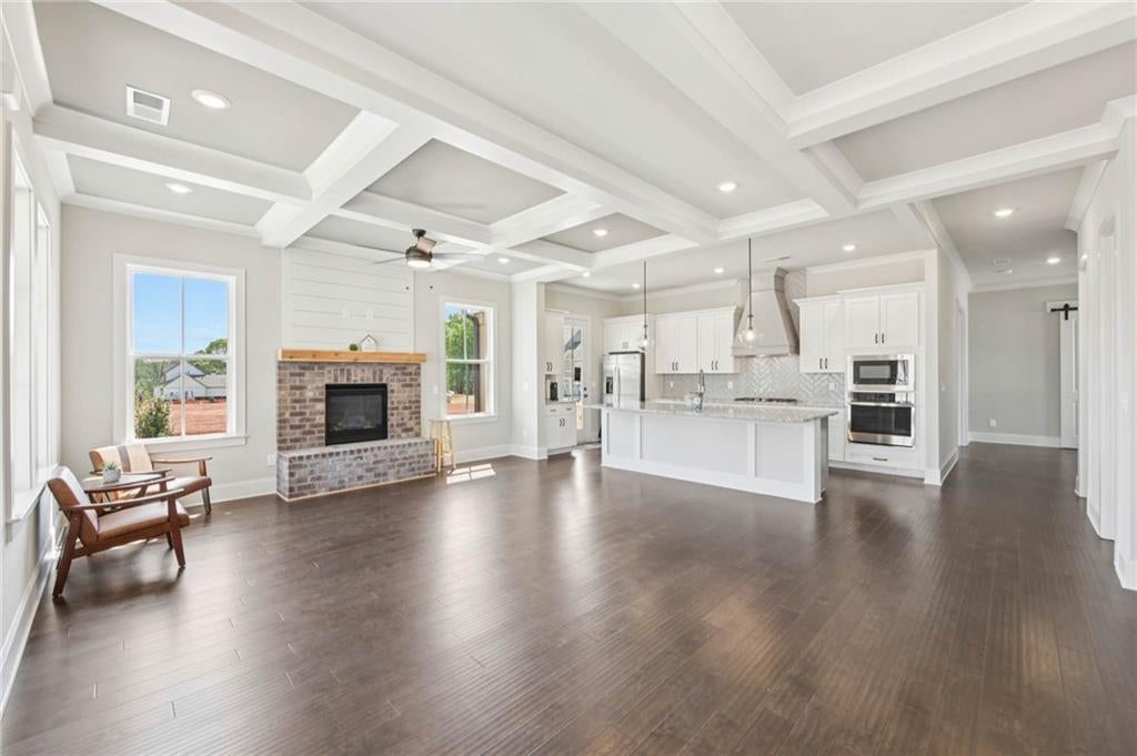 1200 MELODY Lane