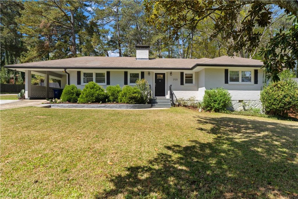 308 Brooks Drive, Fairburn, Georgia image 2