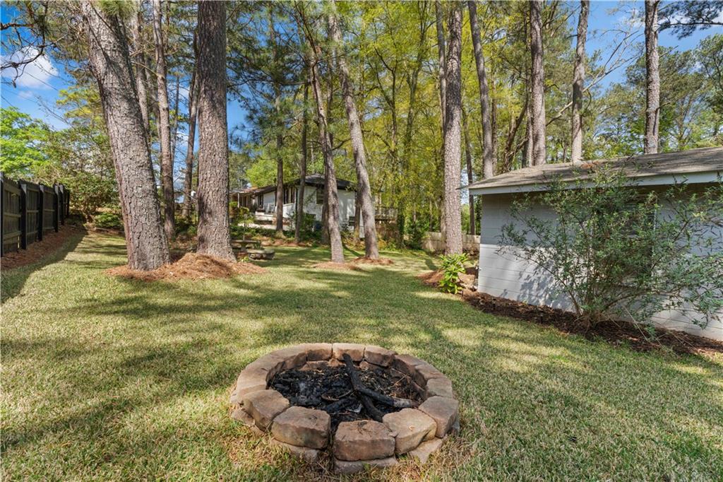 308 Brooks Drive, Fairburn, Georgia image 40