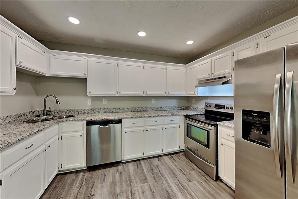 5025 Bent Creek Court