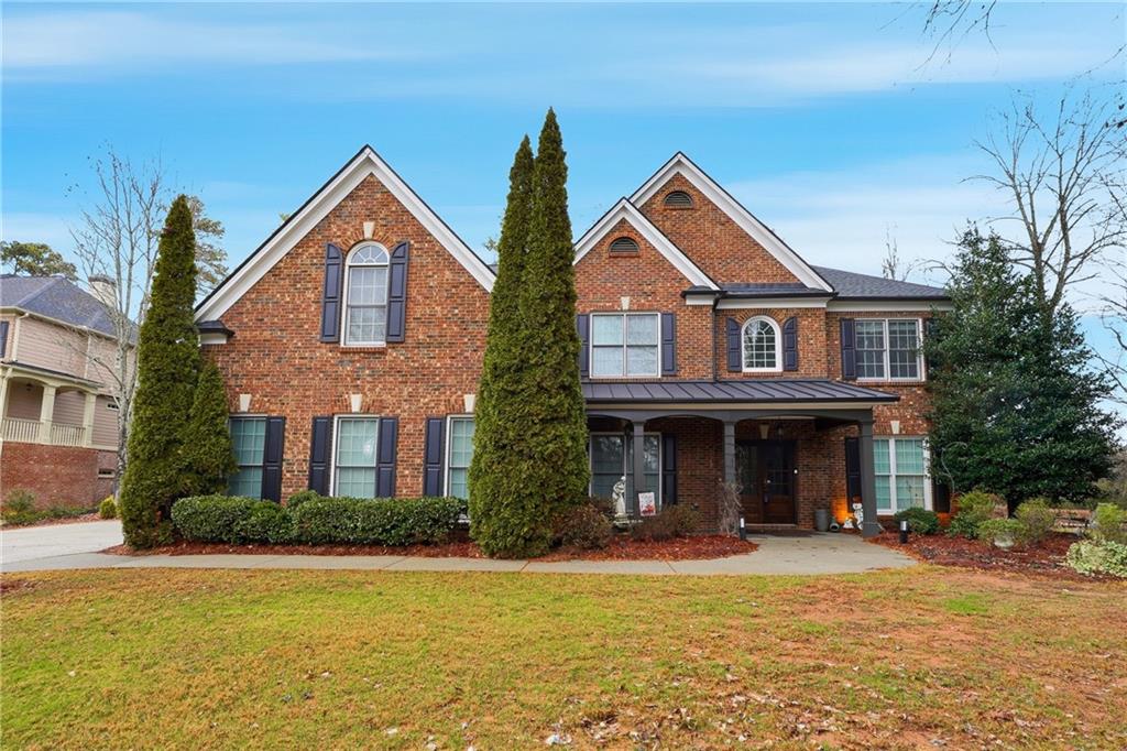 1802 Brackendale Road NW