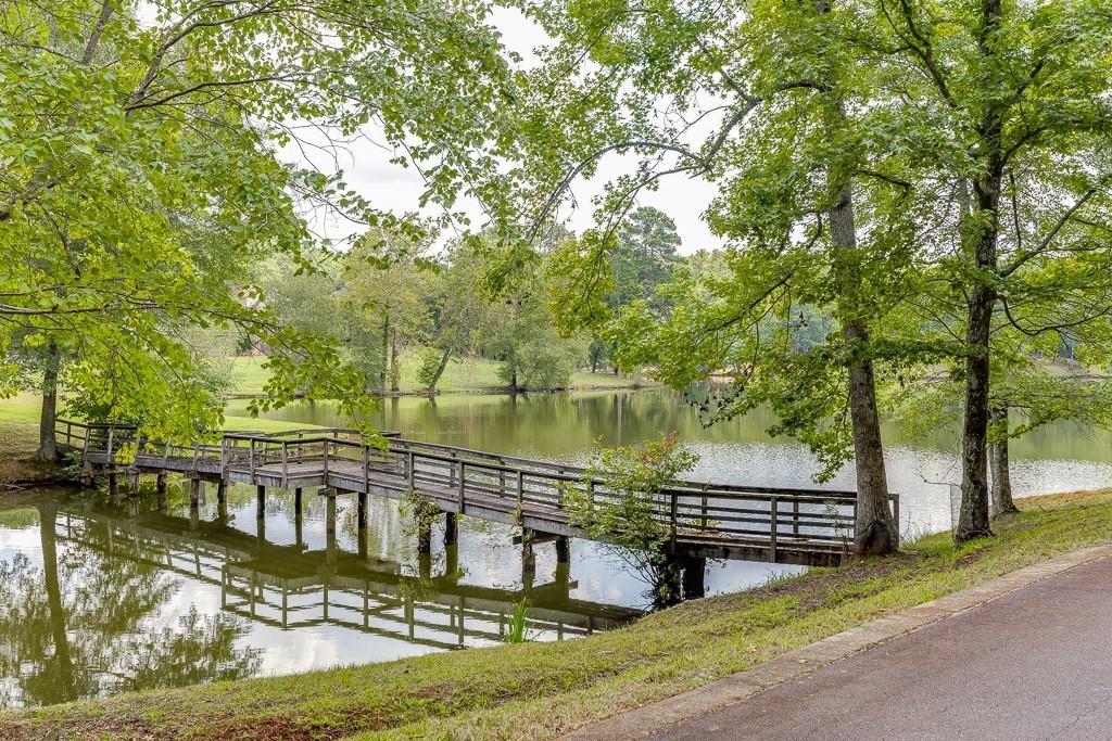 5755 Kennedy Road, Suwanee, Georgia image 4