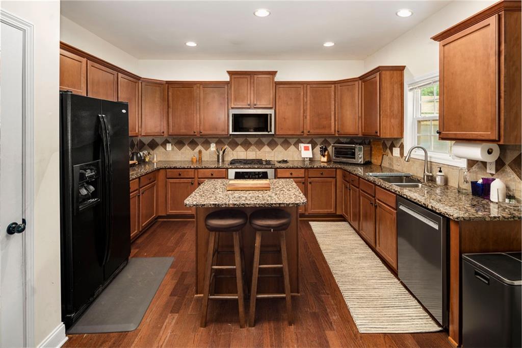 3070 Jardin Lane, Kennesaw, Georgia image 6