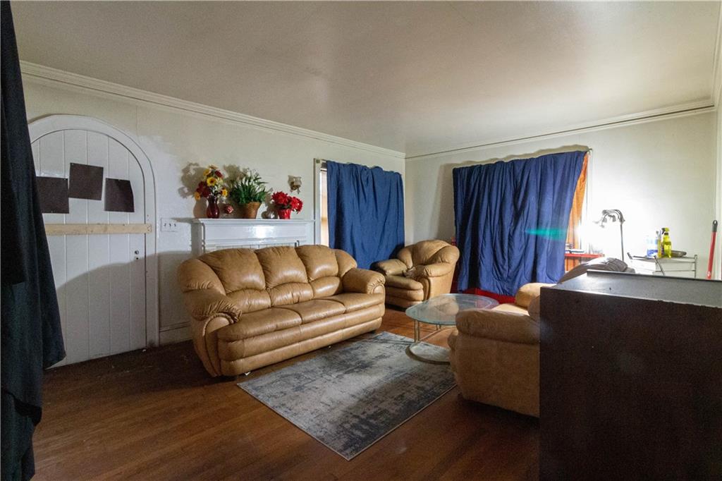 1207 M L King Jr Drive SW