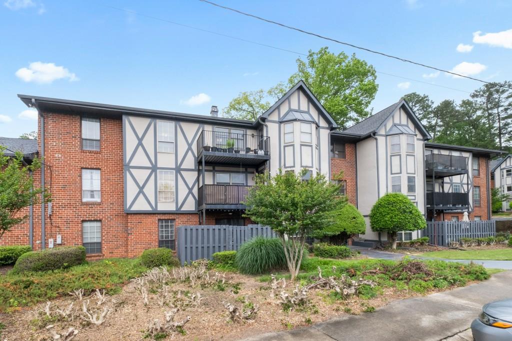 6851 Roswell Road #B15, Sandy Springs, Georgia image 23
