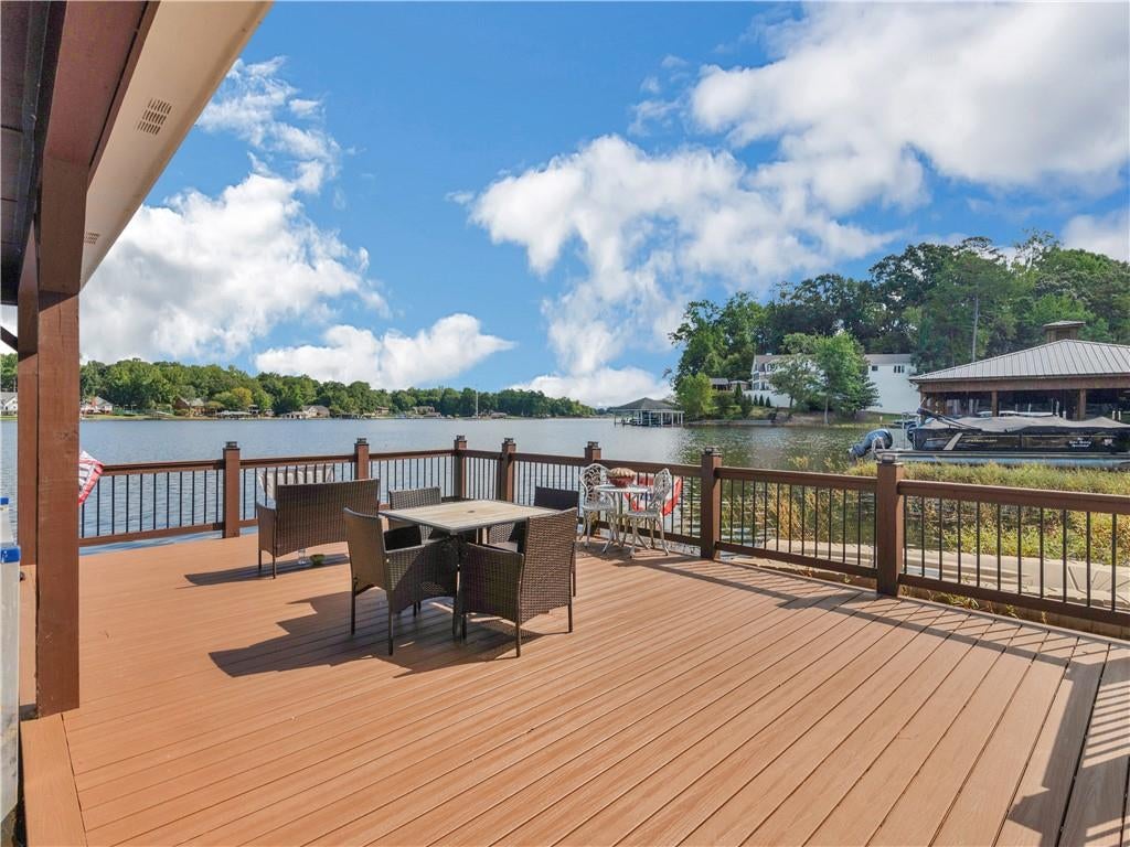 2440 Emerald Drive
