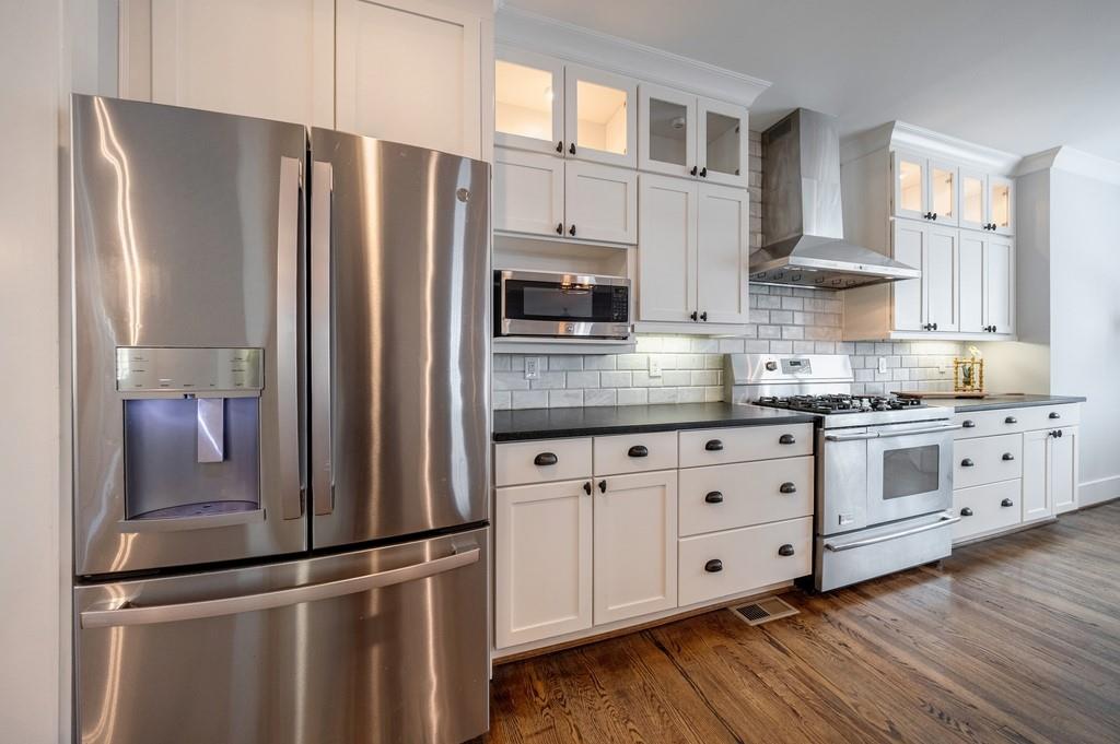 358 Southerland Terrace, Atlanta, Georgia image 18