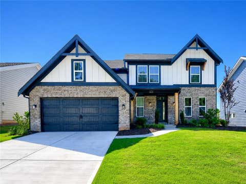 Homes For Sale - 213 Catalpa Grove<br/> Braselton, GA 30517