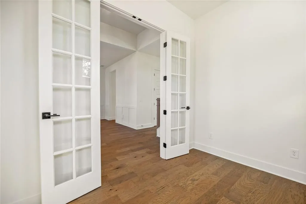 Gainesville, Georgia 30506, United States, 5 Bedrooms Bedrooms, ,5 BathroomsBathrooms,Residential,Active,219963