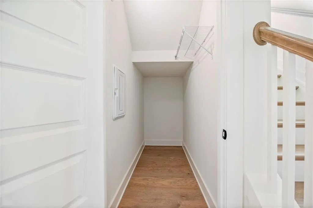 Gainesville, Georgia 30506, United States, 5 Bedrooms Bedrooms, ,5 BathroomsBathrooms,Residential,Active,219963