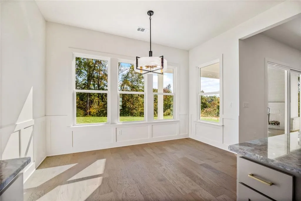 Gainesville, Georgia 30506, United States, 5 Bedrooms Bedrooms, ,5 BathroomsBathrooms,Residential,Active,219963