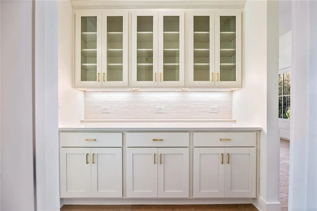 Gainesville, Georgia 30506, United States, 5 Bedrooms Bedrooms, ,5 BathroomsBathrooms,Residential,Active,219963