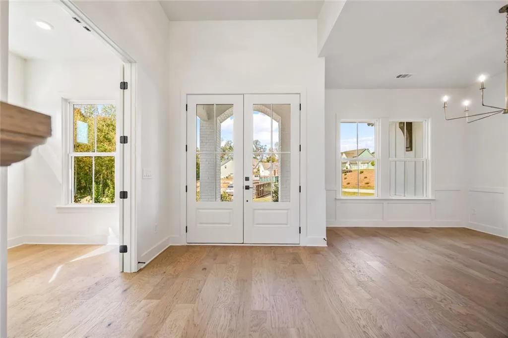 Gainesville, Georgia 30506, United States, 5 Bedrooms Bedrooms, ,5 BathroomsBathrooms,Residential,Active,219963