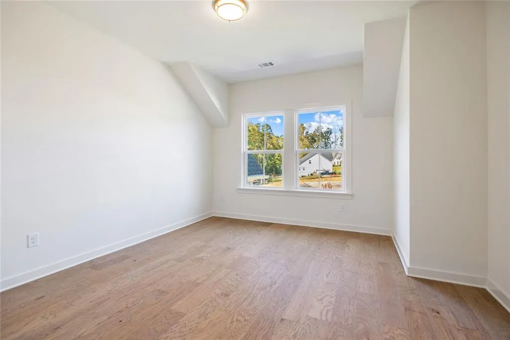 Gainesville, Georgia 30506, United States, 5 Bedrooms Bedrooms, ,5 BathroomsBathrooms,Residential,Active,219963