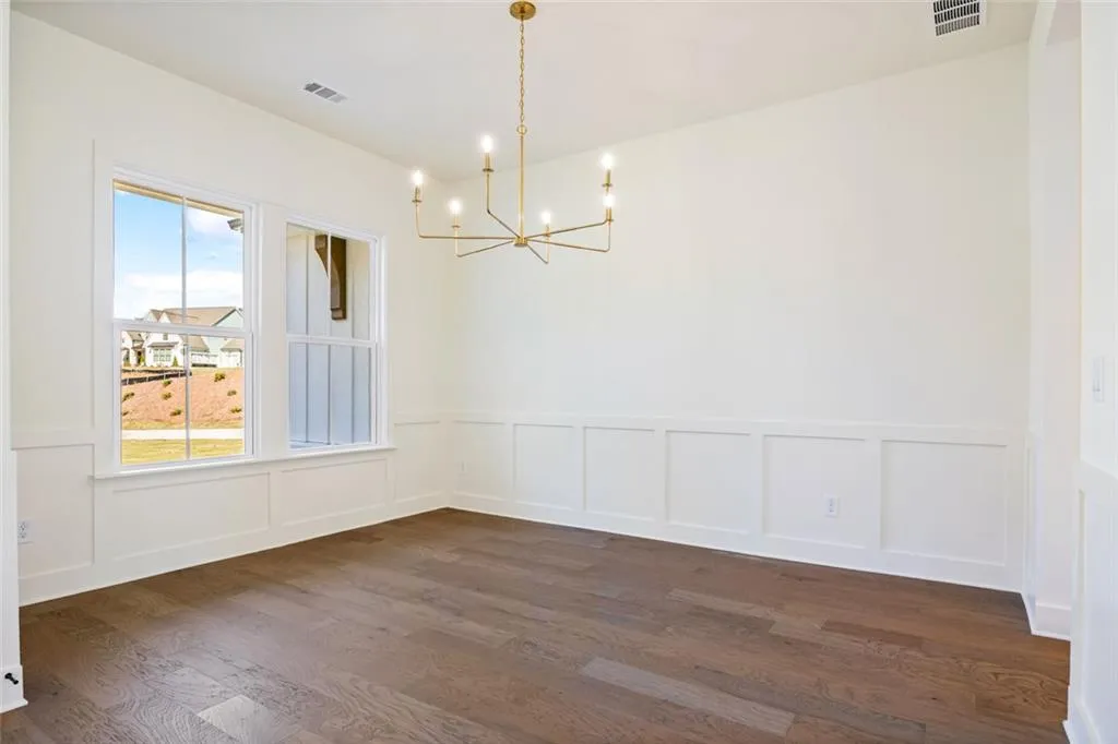 Gainesville, Georgia 30506, United States, 5 Bedrooms Bedrooms, ,5 BathroomsBathrooms,Residential,Active,219963