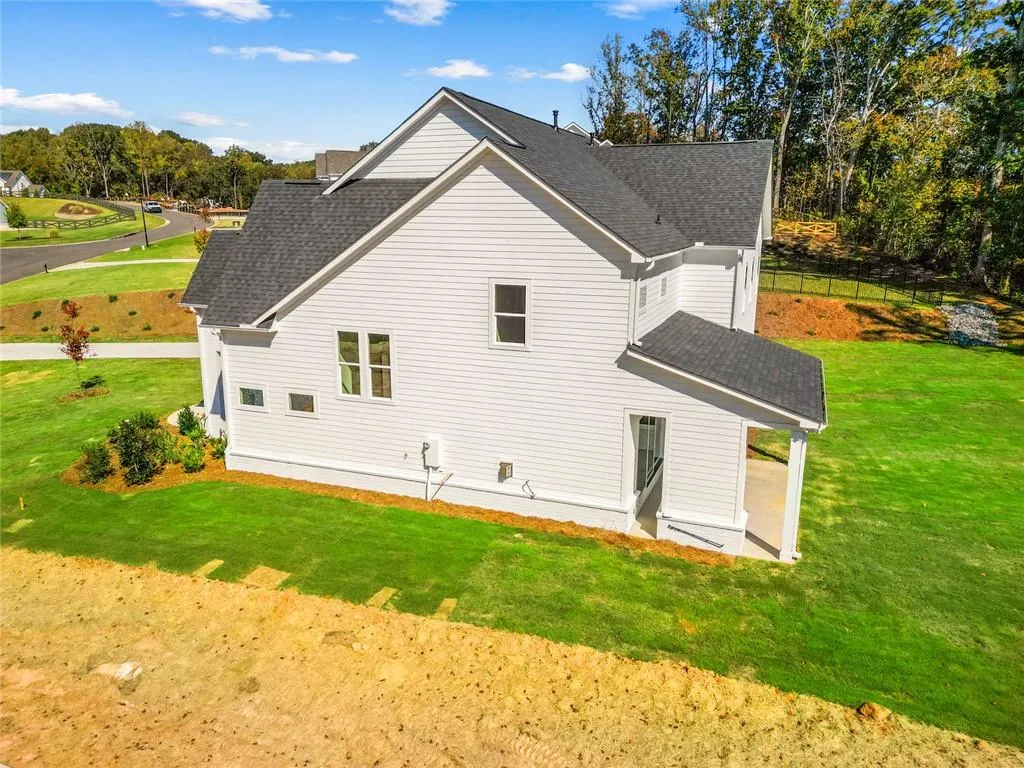 Gainesville, Georgia 30506, United States, 5 Bedrooms Bedrooms, ,5 BathroomsBathrooms,Residential,Active,219963