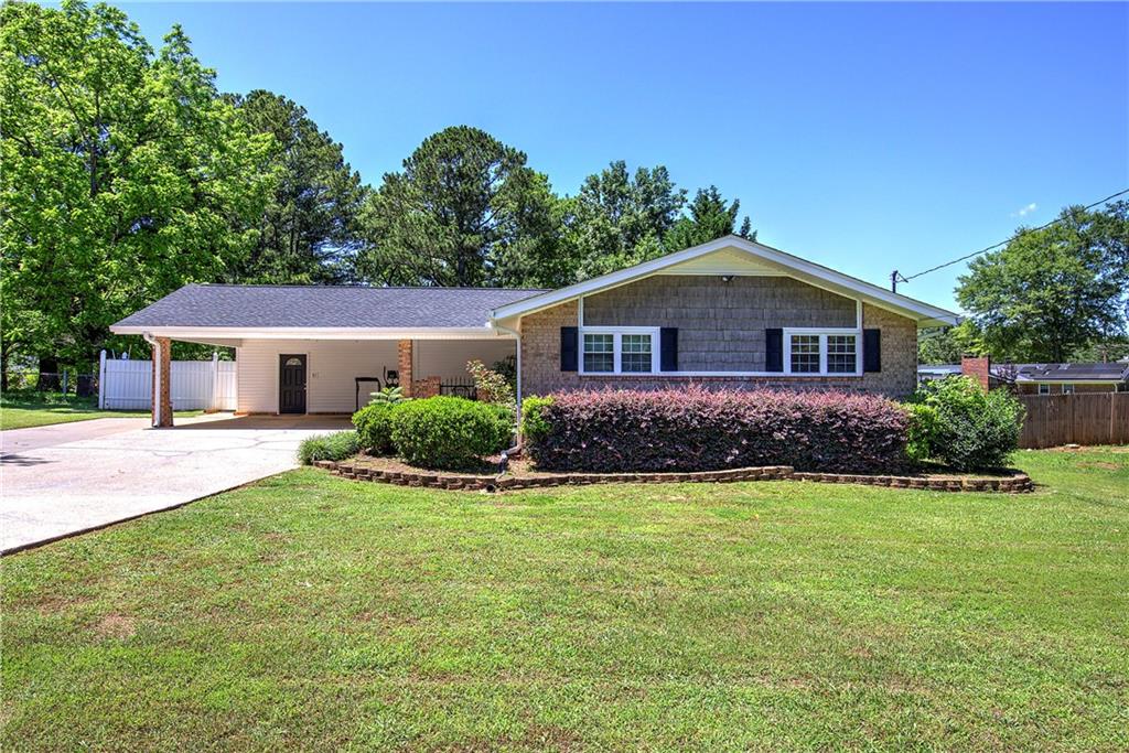 29 Woodcliffe Drive NE