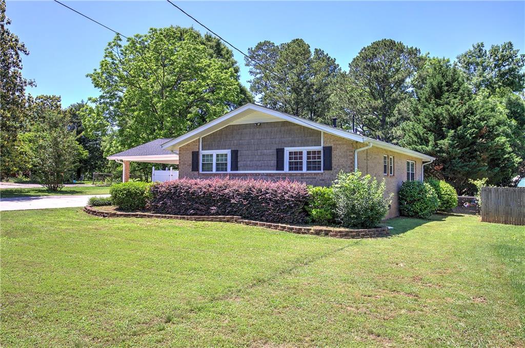 29 Woodcliffe Drive NE