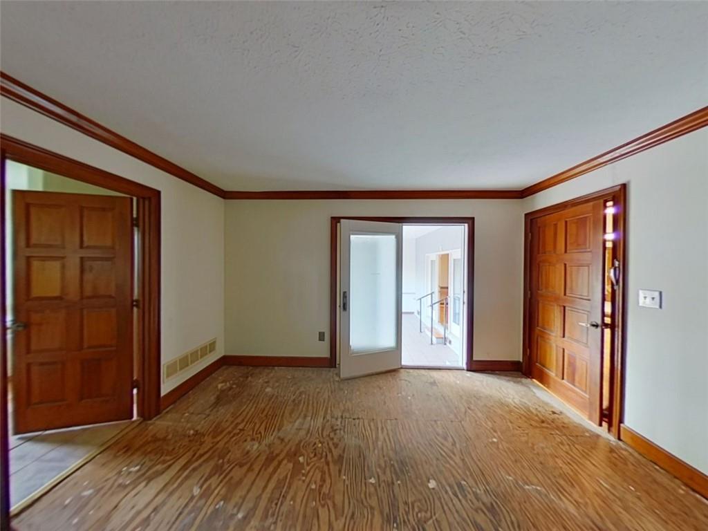 Fairview Rd - Residential