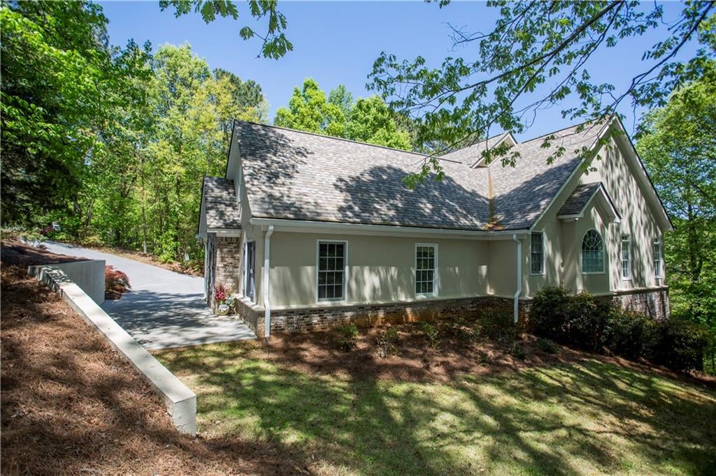 31 Rocky Circle NE
