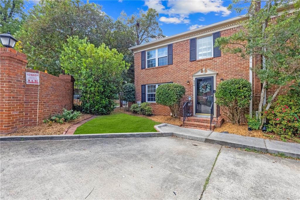 866 E Ponce De Leon Avenue