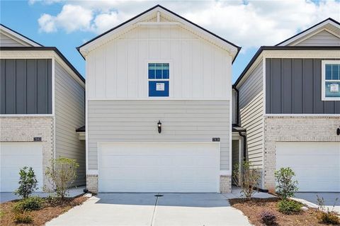 Townhouse For Sale - 7838 Marie Way<br/> Fairburn, GA 30213
