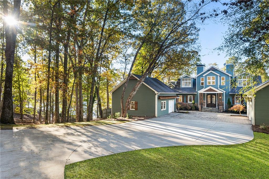 6111 Blackberry Lane