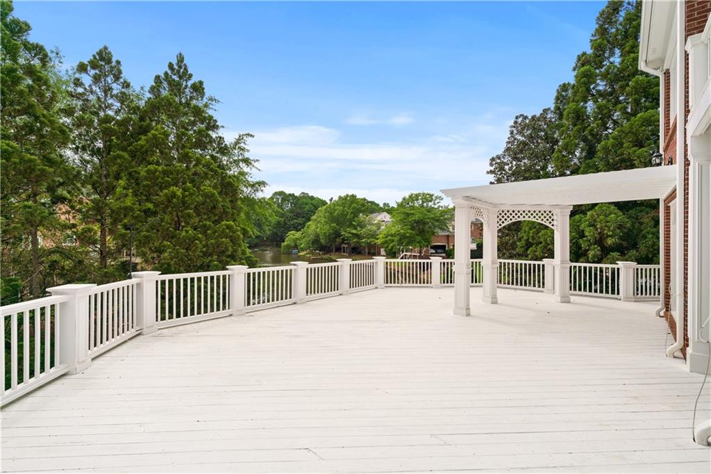 5070 Riverlake Drive, Peachtree Corners, Georgia image 27