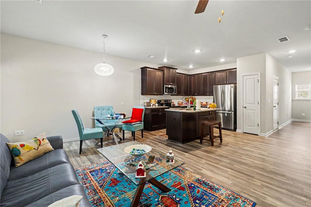 5106 Lower Elm Street