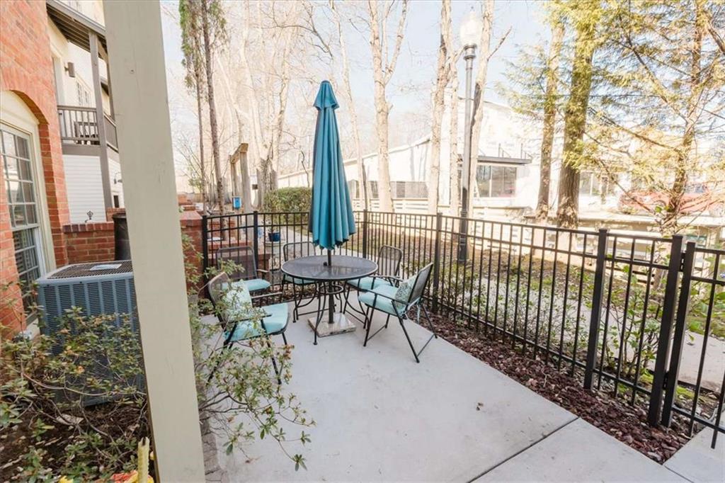 3371 Dogwood Drive #120, Hapeville, Georgia image 2