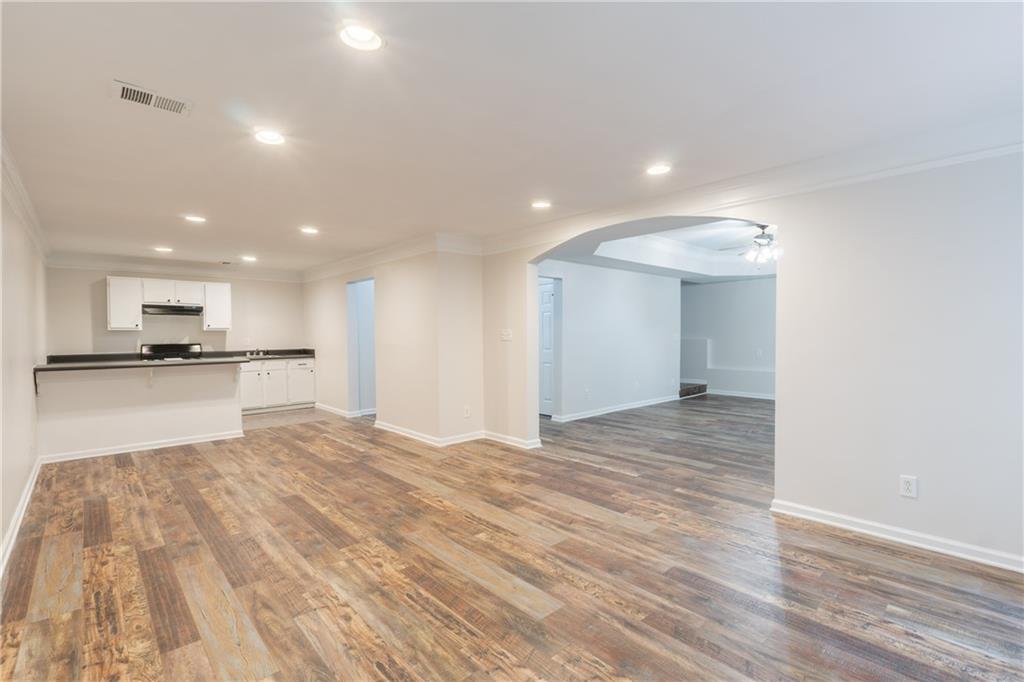 1172 Oakhurst Trail