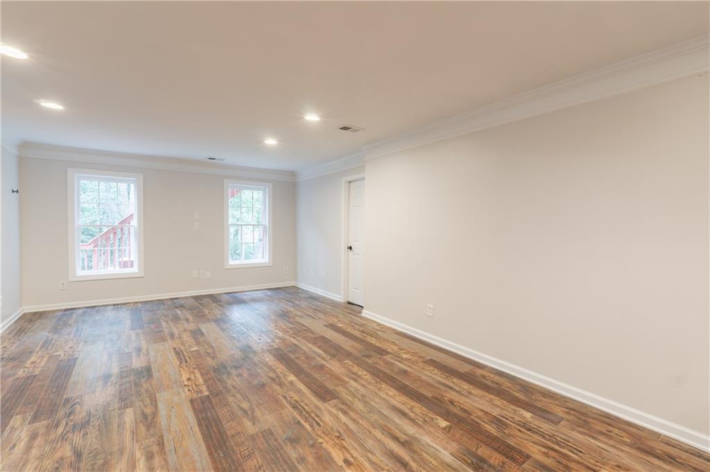 1172 Oakhurst Trail