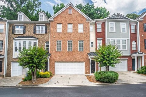 Condo For Sale - 2960 Wintercrest Drive<br/> Atlanta, GA 30360