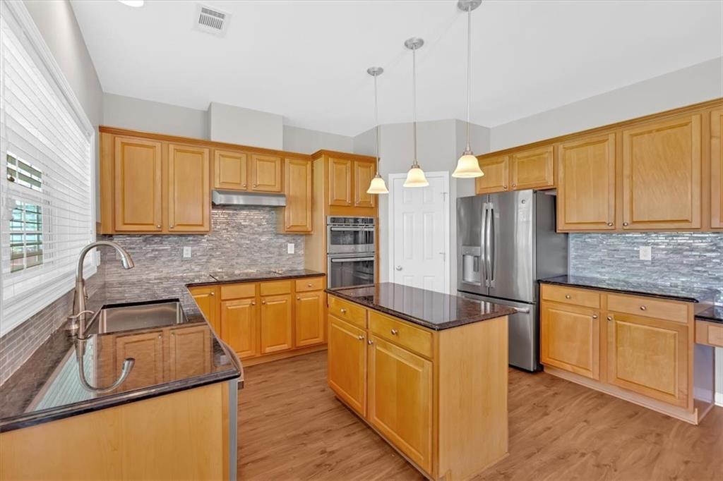 301 Wickley Way, Woodstock, Georgia image 4