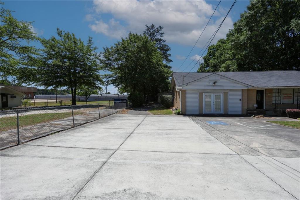 724 King Road