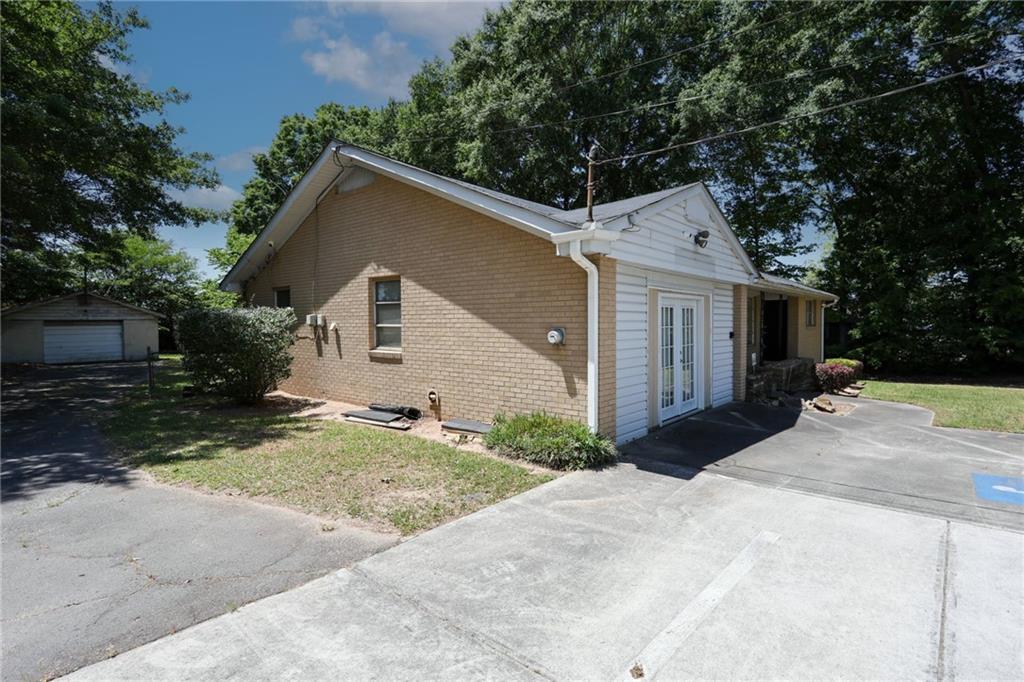 724 King Road